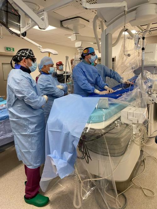 Pierwsze w Śląskim Centrum Chorób Serca w Zabrzu zabiegi implantacji samorozprężalnej zastawki płucnej - Zdjęcie główne