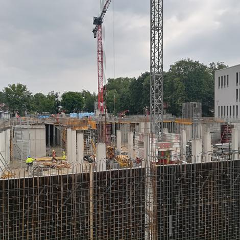 stawianie ścian fundamentowych - Czerwiec 2020