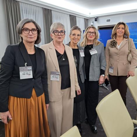 Zespół pielęgniarki współpracujący z doc. Religą oraz Pielęgniarka Naczelna SCCS