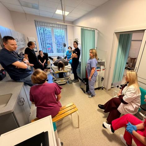 Za nami cykl szkoleń z zakresu postępowania w wewnątrzszpitalnym nagłym zatrzymaniu krążenia - Zdjęcie galerii 14