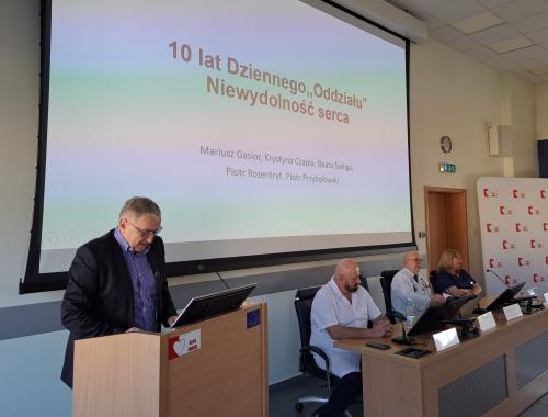 Kompleksowa opieka nad chorymi z ciężką niewydolnością serca. 10 lat doświadczeń oddziału dziennego niewydolności serca w SCCS - Zdjęcie główne