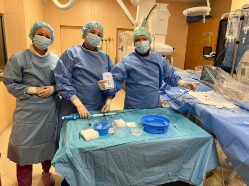 Zespół wykonujący implantację