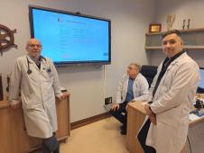 Od lewej: porf. P. Rozentryt, prof. M. Gąsior, doc. J. Niedziela
