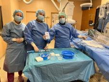 Zespół wykonujący implantację